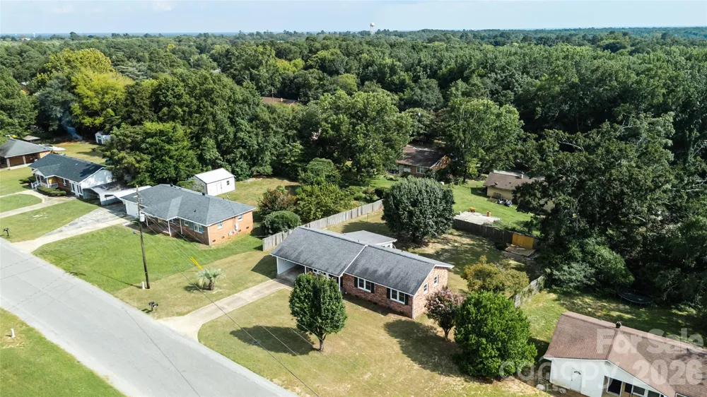 5426 Oakcrest Road Sumter, SC 29154