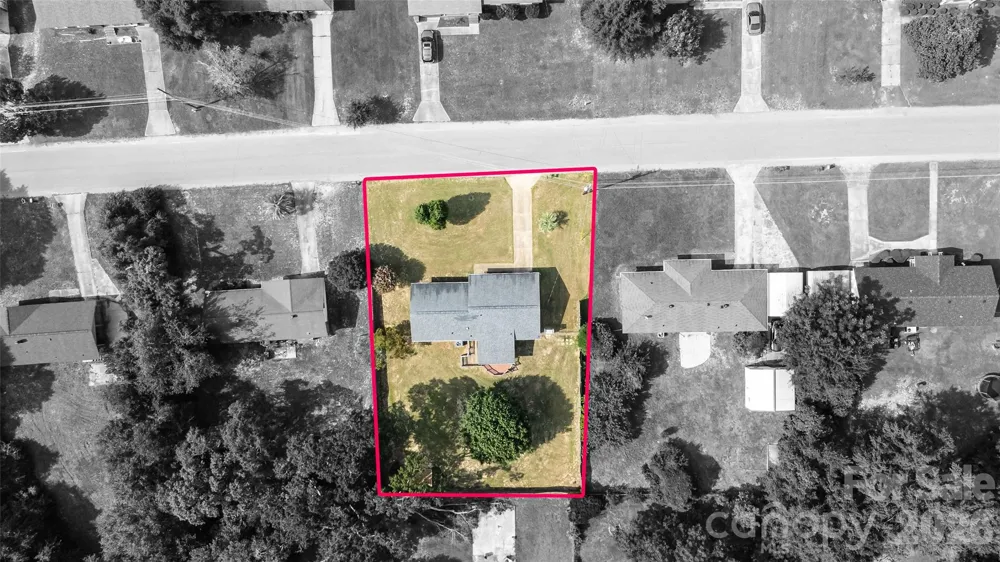 5426 Oakcrest Road Sumter, SC 29154