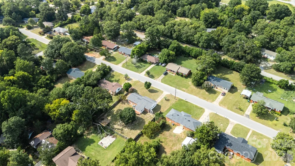 5426 Oakcrest Road Sumter, SC 29154