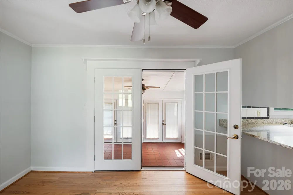 5426 Oakcrest Road Sumter, SC 29154