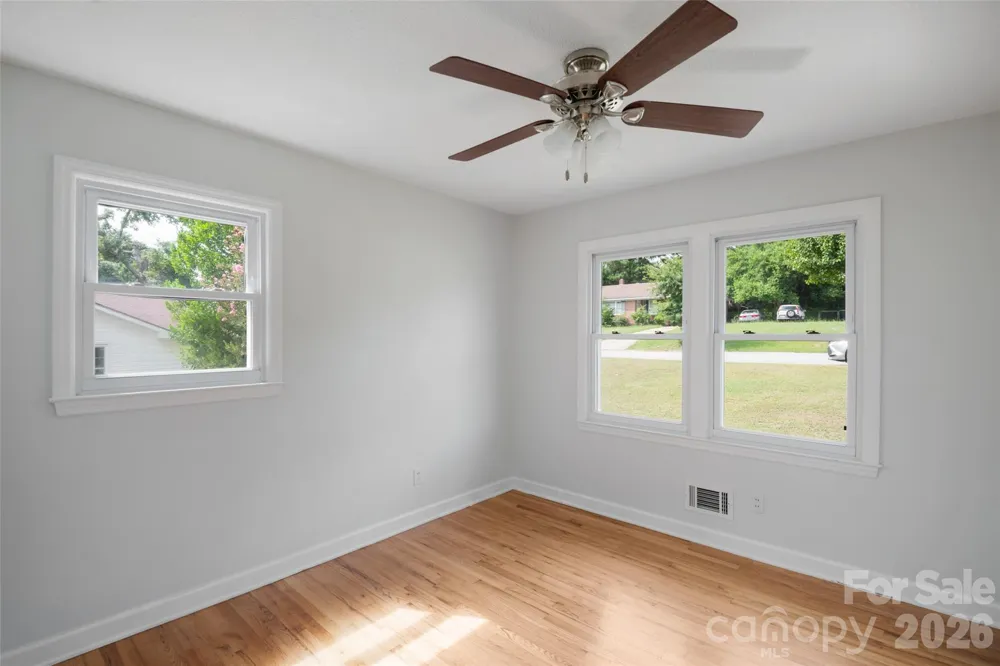 5426 Oakcrest Road Sumter, SC 29154