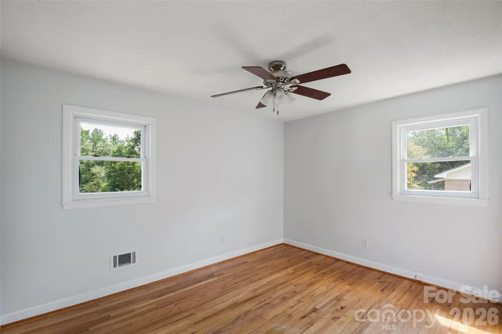 5426 Oakcrest Road Sumter, SC 29154