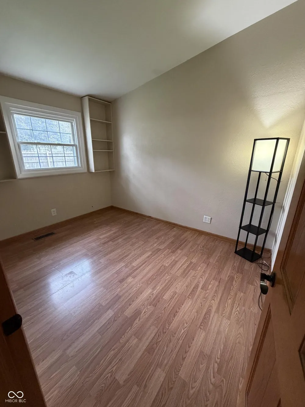 601 Broad Avenue Nappanee, IN 46550