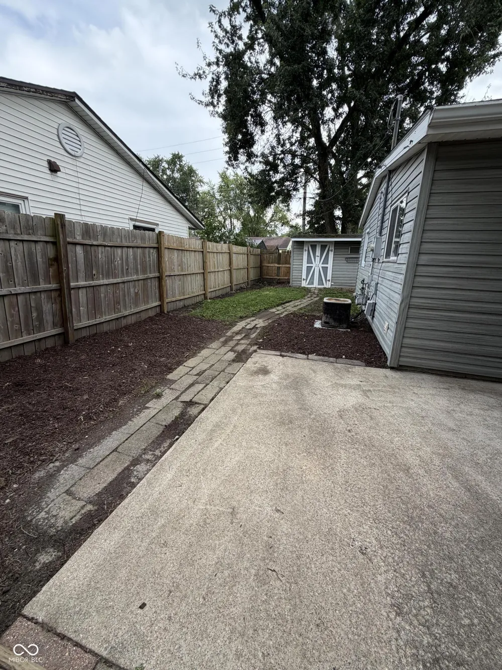 601 Broad Avenue Nappanee, IN 46550