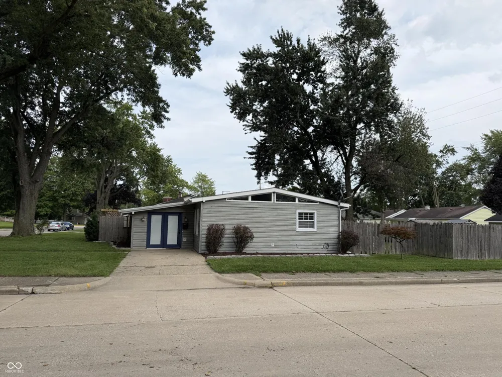 601 Broad Avenue Nappanee, IN 46550