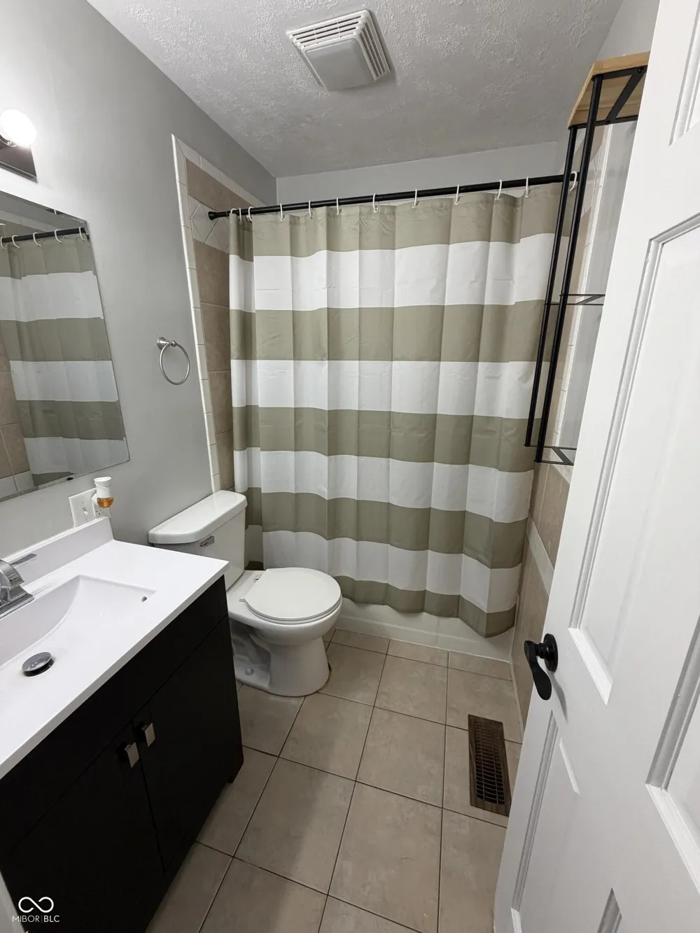 601 Broad Avenue Nappanee, IN 46550