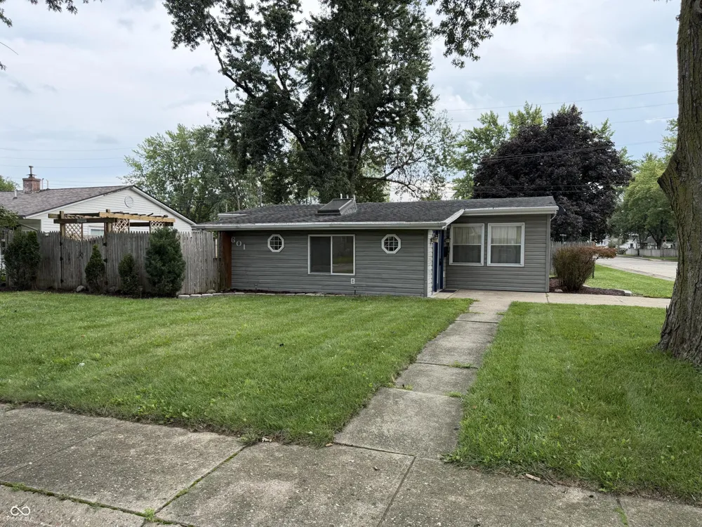 601 Broad Avenue Nappanee, IN 46550