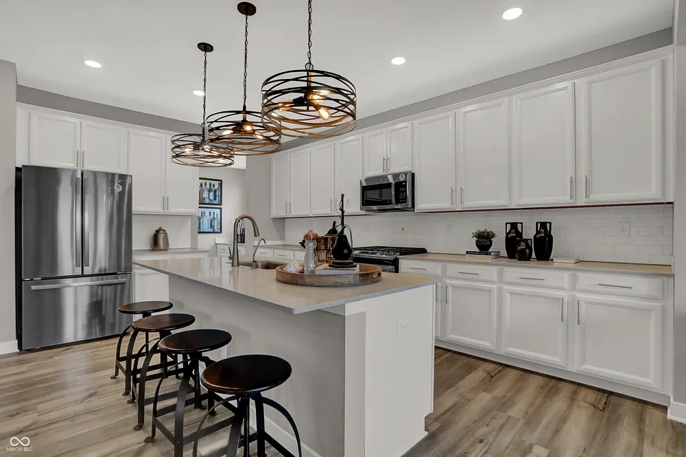 11375 Roe Deer Way Zionsville, IN 46077