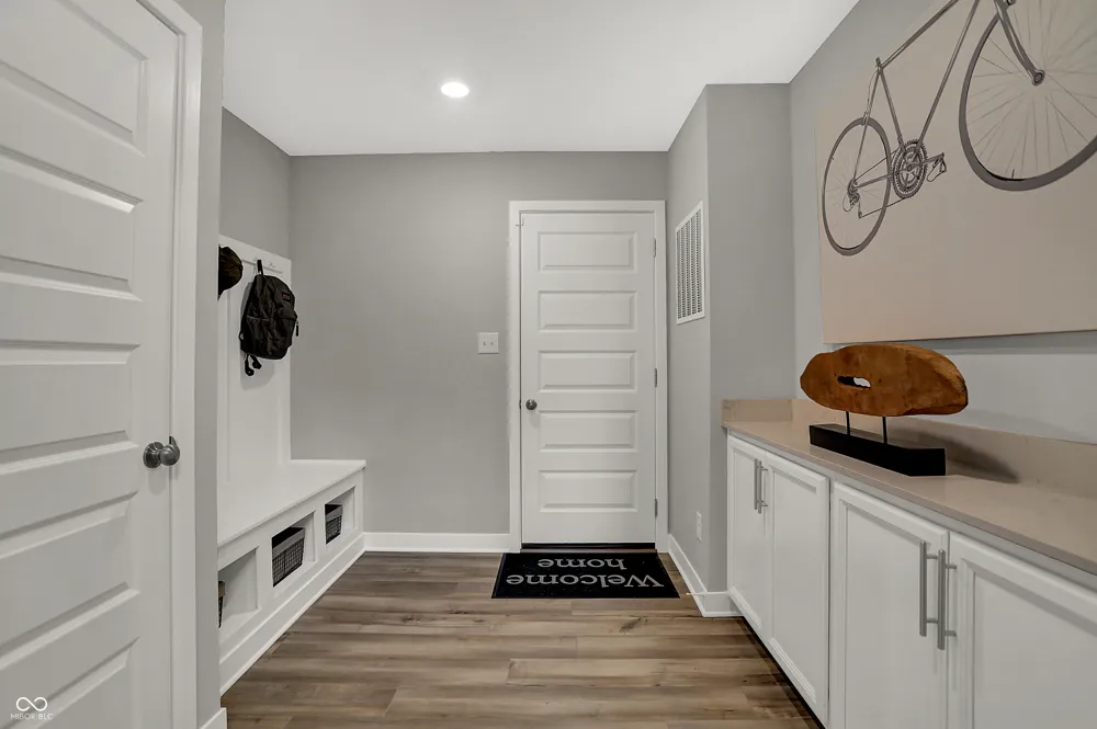 11375 Roe Deer Way Zionsville, IN 46077
