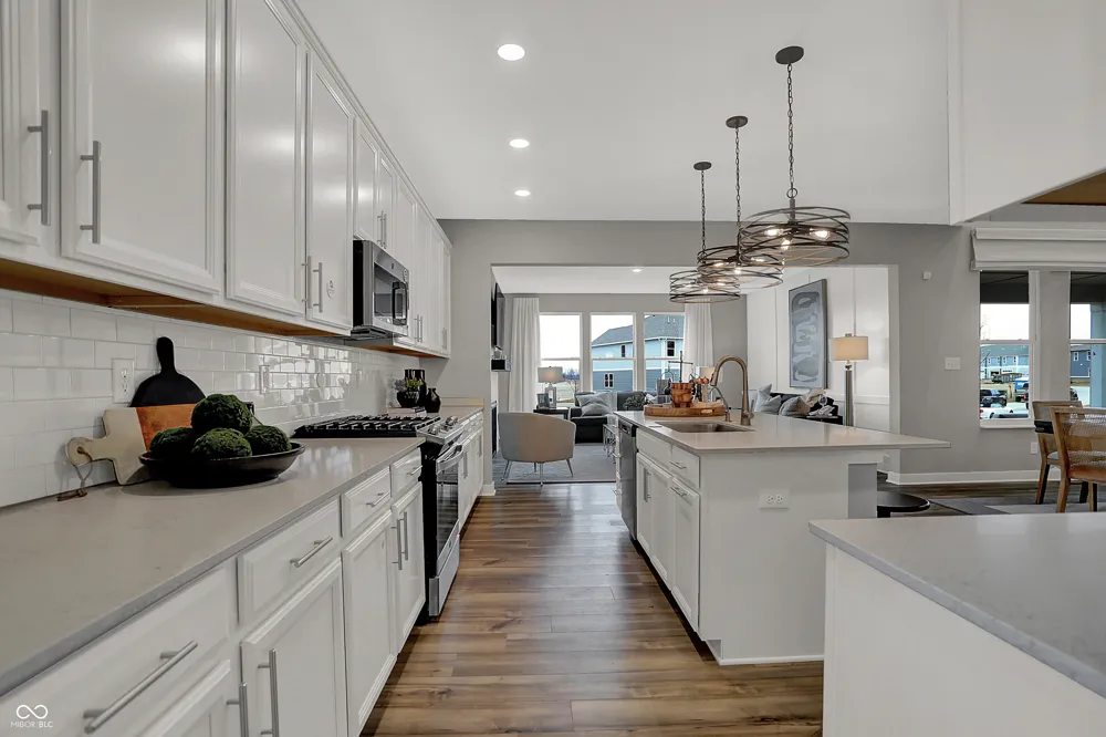 11375 Roe Deer Way Zionsville, IN 46077