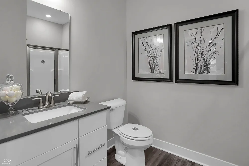 2311 Red Squirrel Way Zionsville, IN 46077