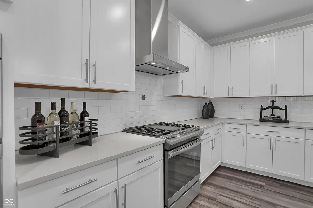 2311 Red Squirrel Way Zionsville, IN 46077