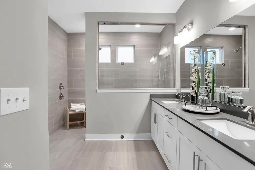 2311 Red Squirrel Way Zionsville, IN 46077