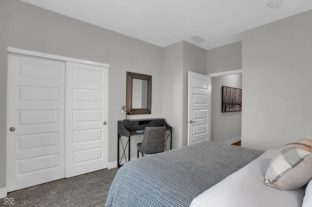 2311 Red Squirrel Way Zionsville, IN 46077