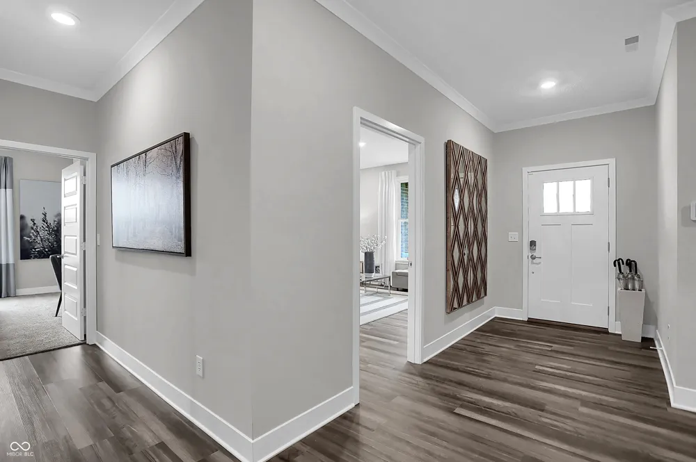 2311 Red Squirrel Way Zionsville, IN 46077