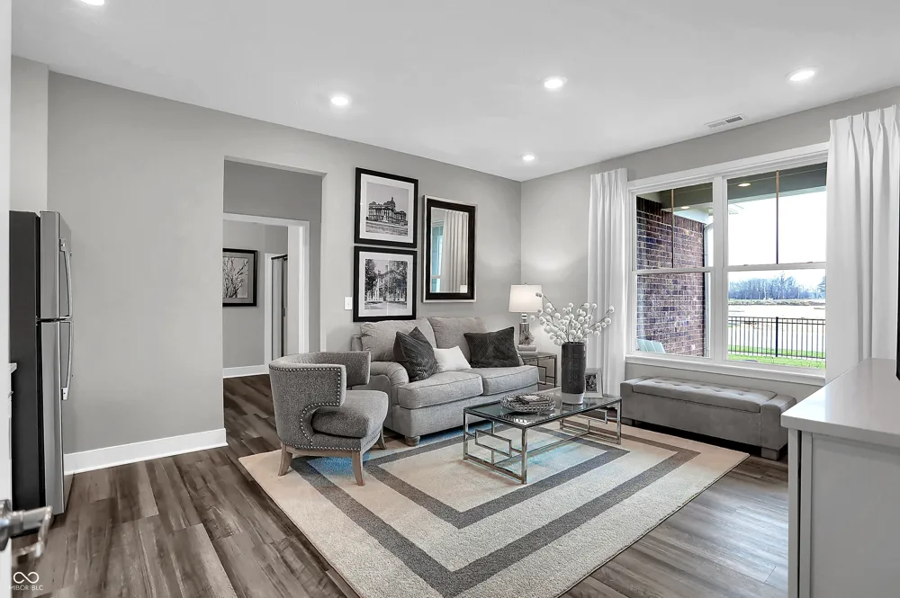 2311 Red Squirrel Way Zionsville, IN 46077