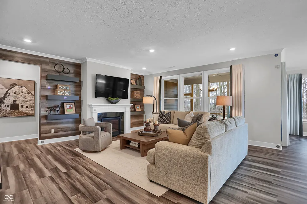 2311 Red Squirrel Way Zionsville, IN 46077
