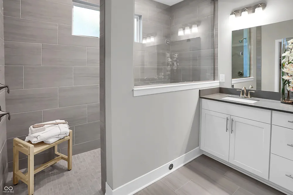 2311 Red Squirrel Way Zionsville, IN 46077