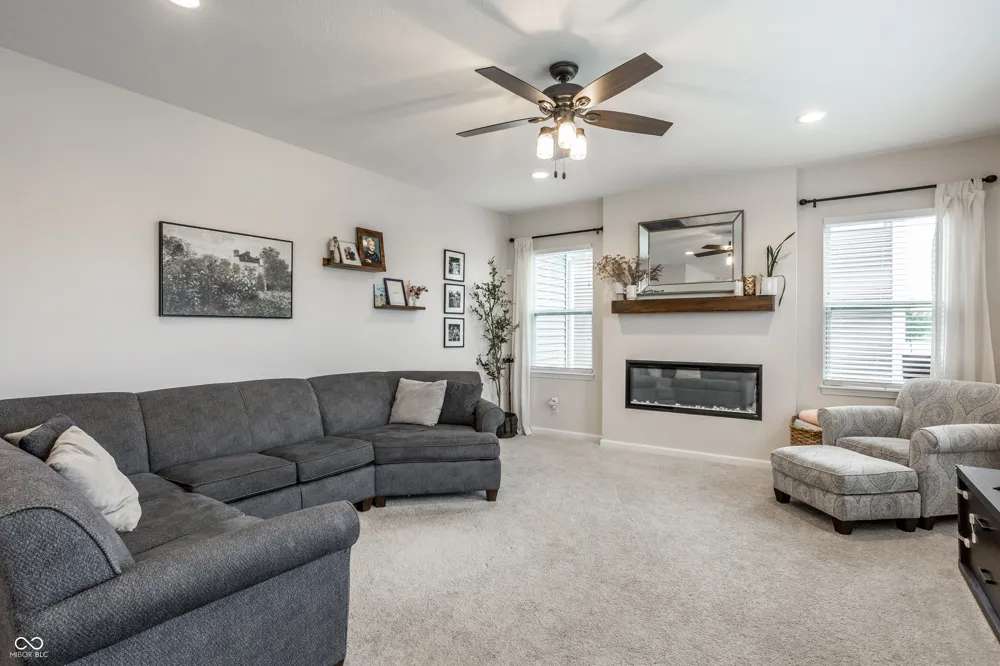 6771 Highland Way Brownsburg, IN 46112