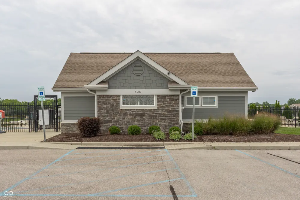 6771 Highland Way Brownsburg, IN 46112