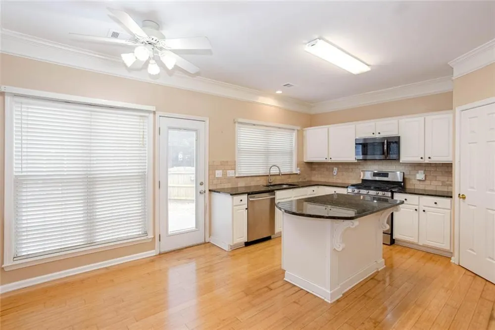 3008 Donamire Avenue NW Kennesaw, GA 30144