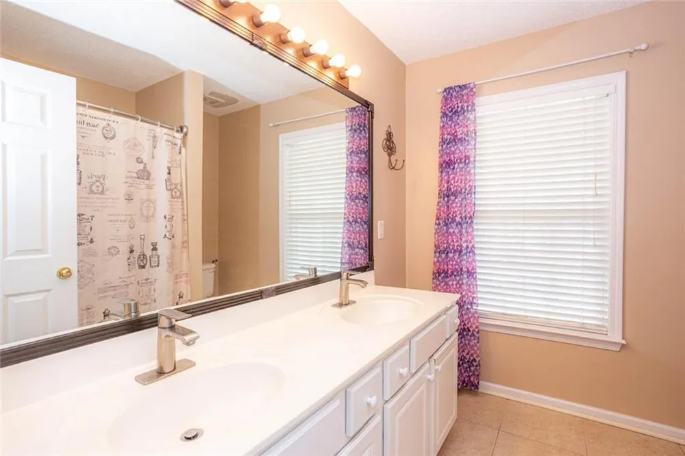3008 Donamire Avenue NW Kennesaw, GA 30144