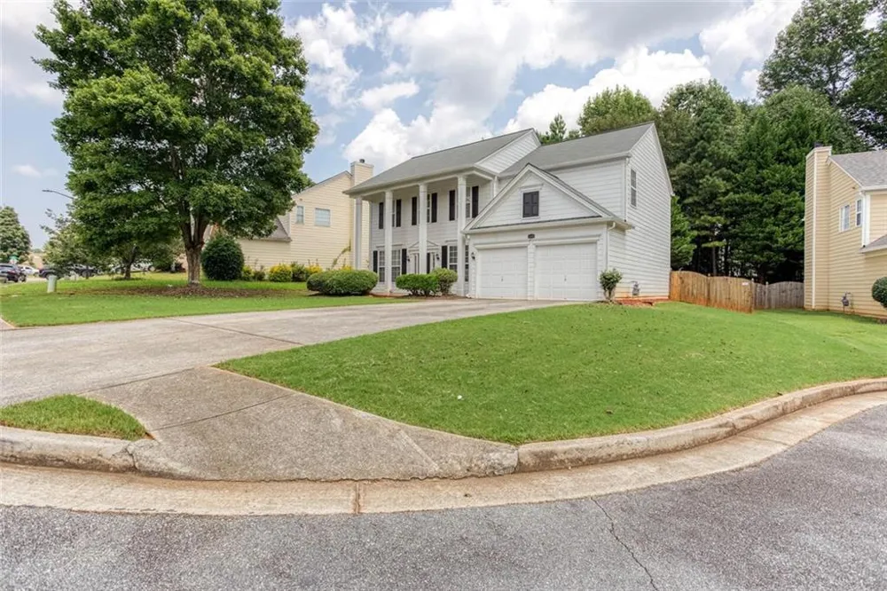 3008 Donamire Avenue NW Kennesaw, GA 30144