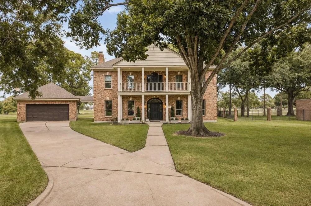 3024 Sea Pines Place League City, TX 77573