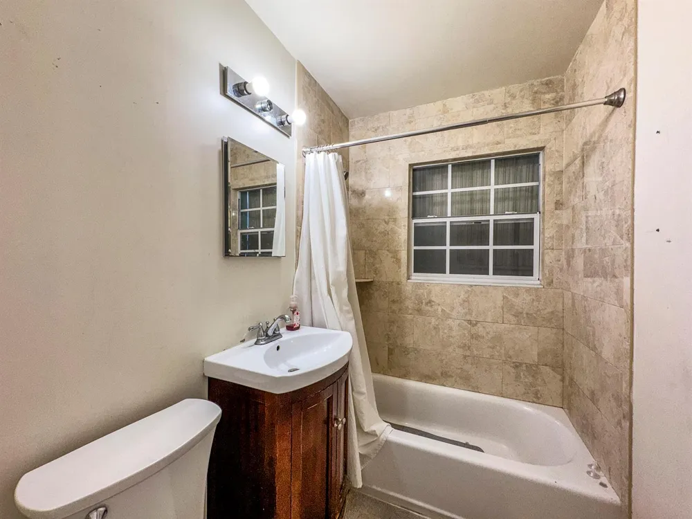 1326 Lake Erie Drive Lake Worth, FL 33461