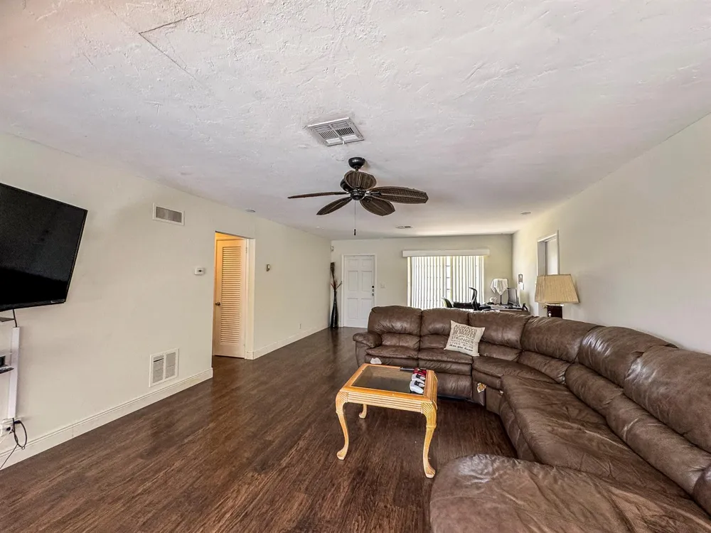 1326 Lake Erie Drive Lake Worth, FL 33461