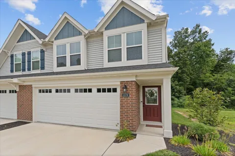 1579 Summerview Lane
