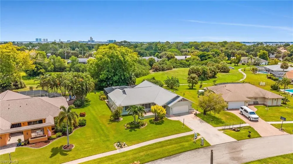 4220 Glasgow Court North Fort Myers, FL 33903