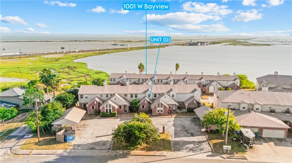1001 W Bayview Boulevard #D Portland, TX 78374