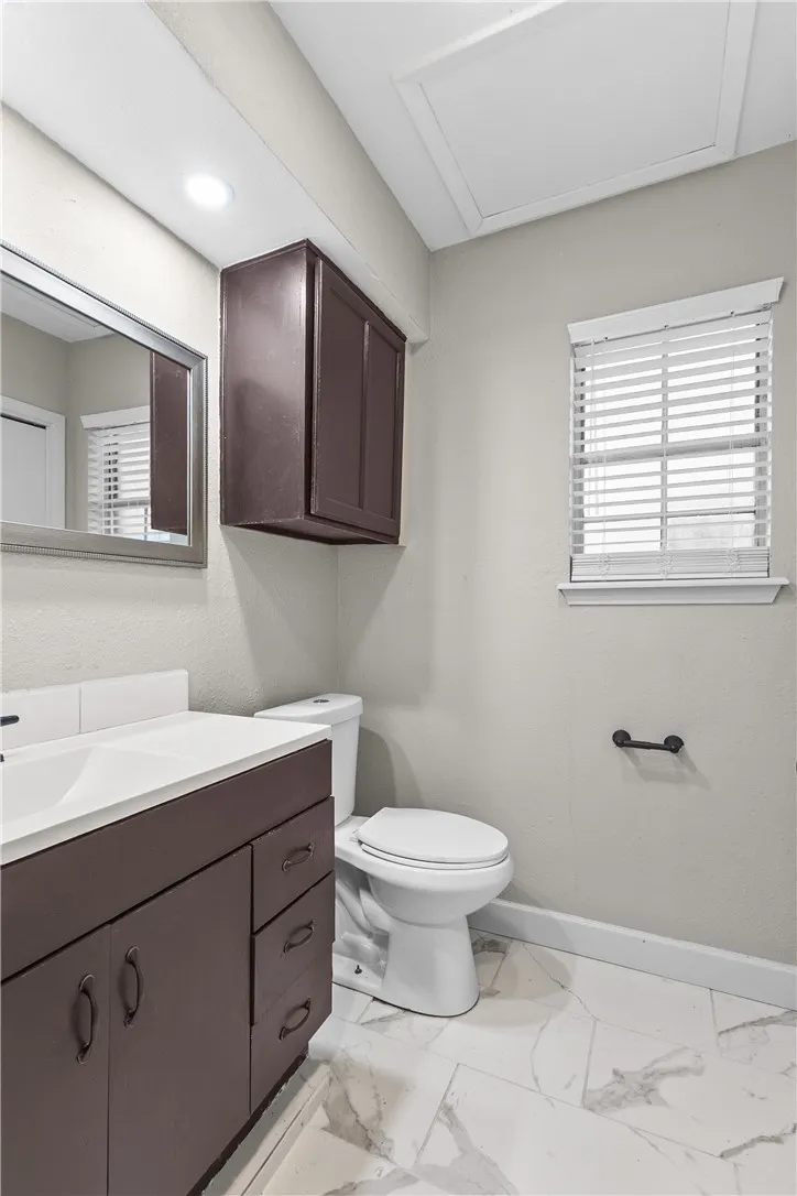 1001 W Bayview Boulevard #D Portland, TX 78374