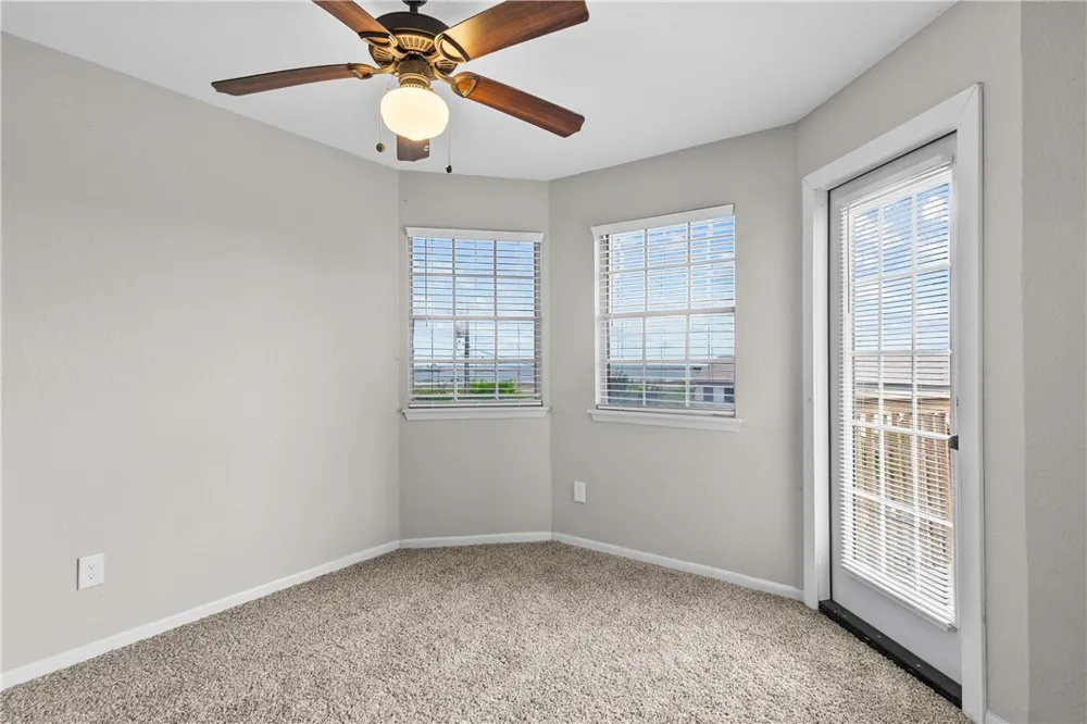 1001 W Bayview Boulevard #D Portland, TX 78374
