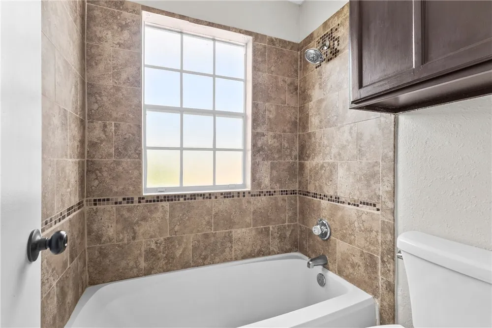 1001 W Bayview Boulevard #D Portland, TX 78374
