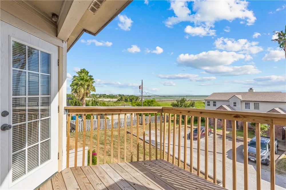 1001 W Bayview Boulevard #D Portland, TX 78374