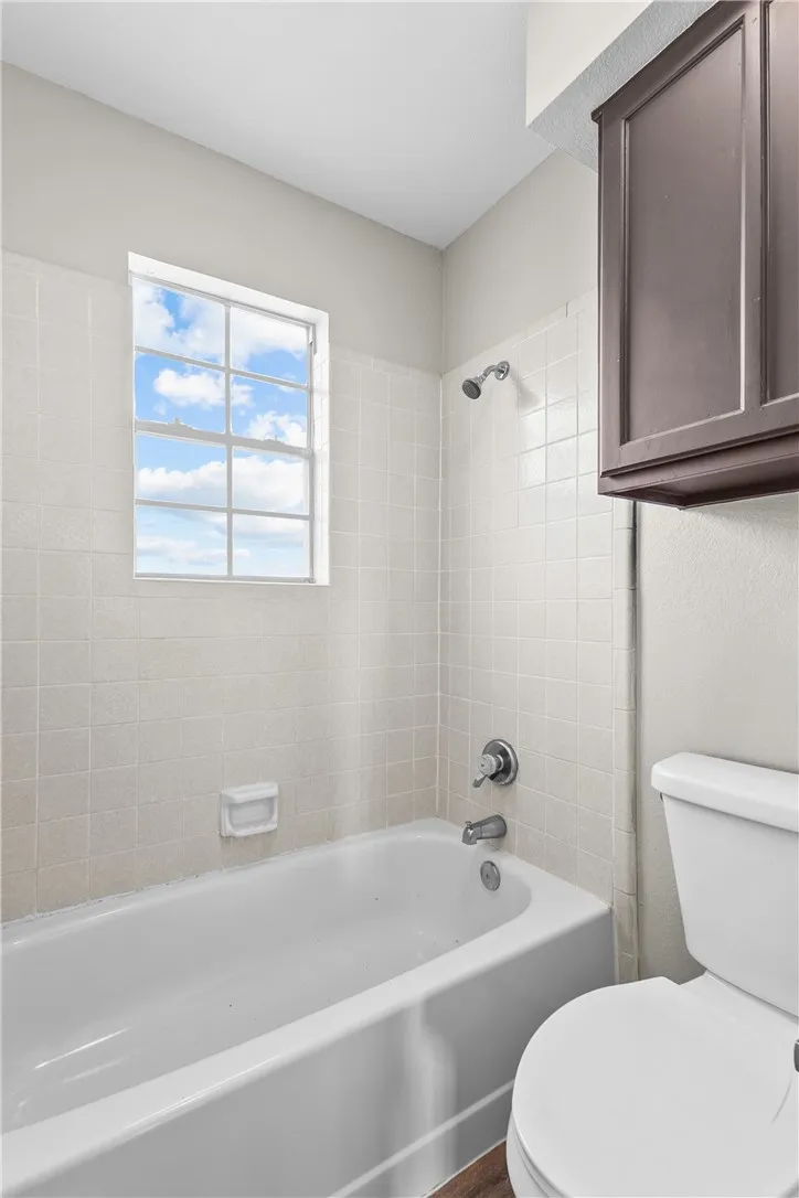1001 W Bayview Boulevard Portland, TX 78374