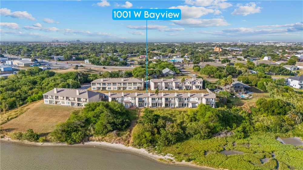 1001 W Bayview Boulevard Portland, TX 78374