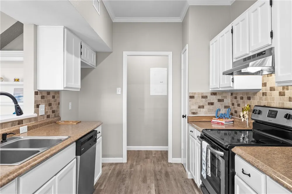 1001 W Bayview Boulevard Portland, TX 78374