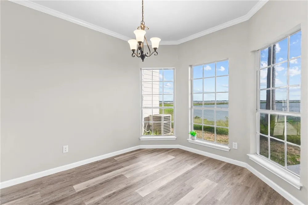 1001 W Bayview Boulevard Portland, TX 78374