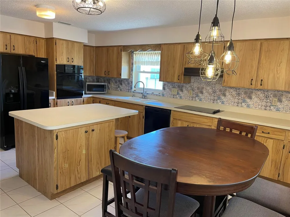 420 S BROCKFIELD DRIVE Sun City Center, FL 33573
