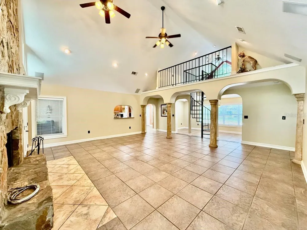 1103 BALLINGER ROAD Lutz, FL 33548