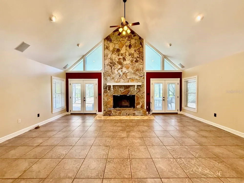 1103 BALLINGER ROAD Lutz, FL 33548