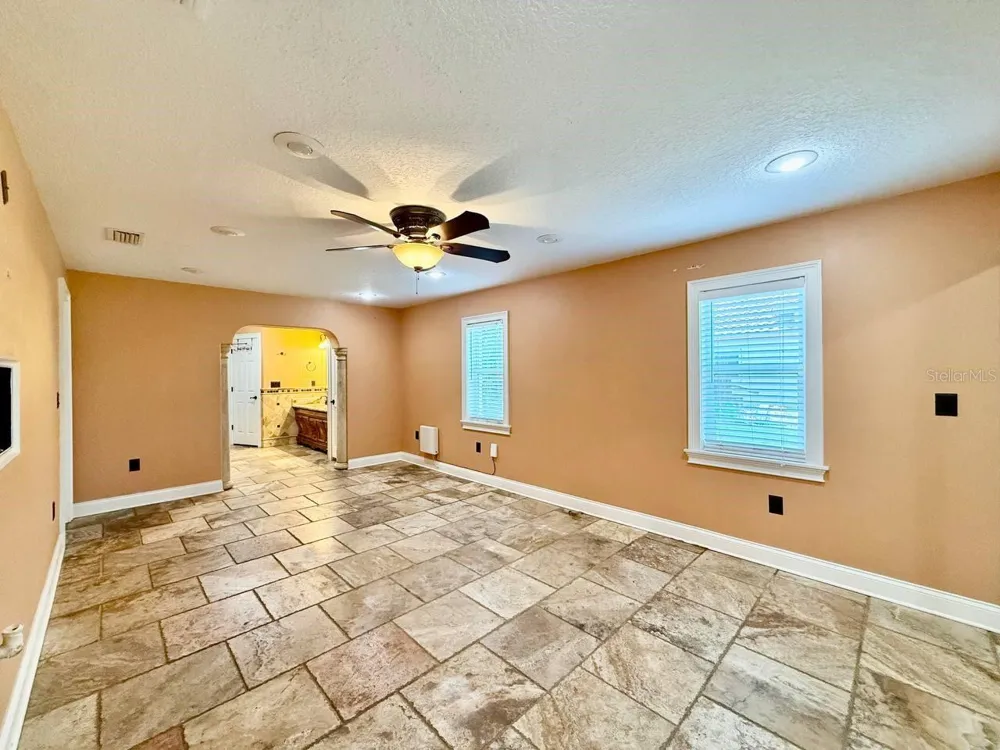 1103 BALLINGER ROAD Lutz, FL 33548