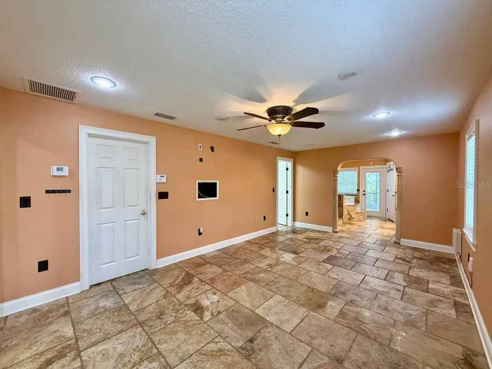 1103 BALLINGER ROAD Lutz, FL 33548