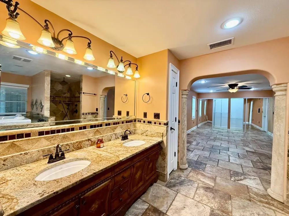 1103 BALLINGER ROAD Lutz, FL 33548