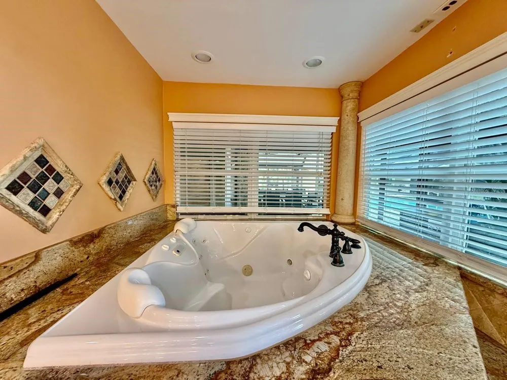 1103 BALLINGER ROAD Lutz, FL 33548