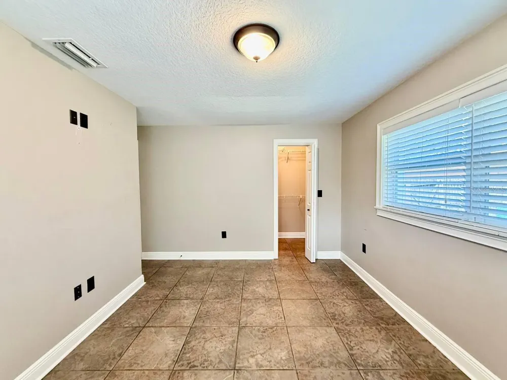 1103 BALLINGER ROAD Lutz, FL 33548