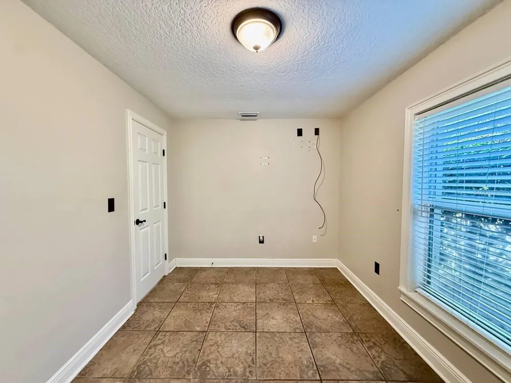 1103 BALLINGER ROAD Lutz, FL 33548